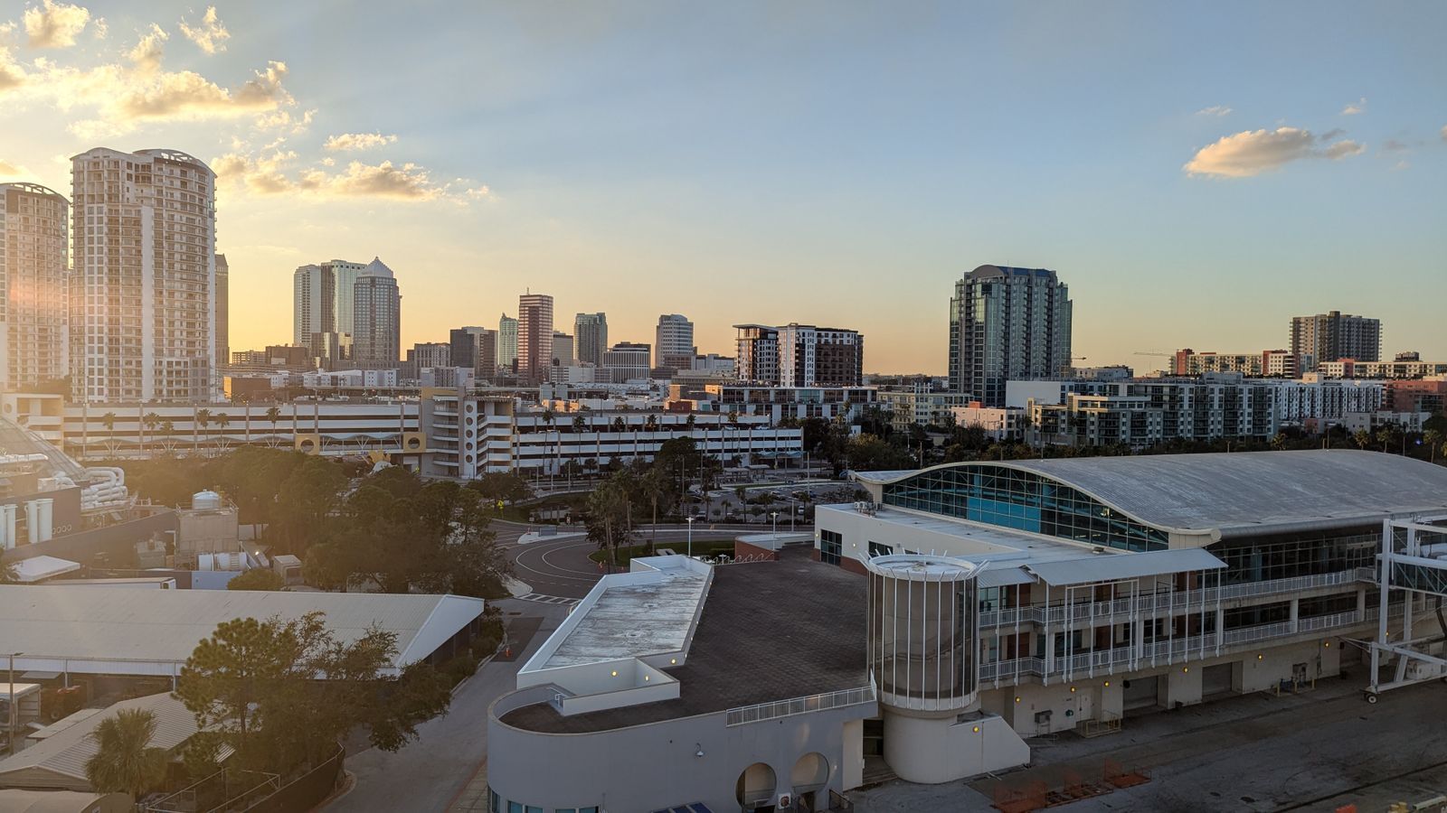 Tampa, Florida skyline at sunset